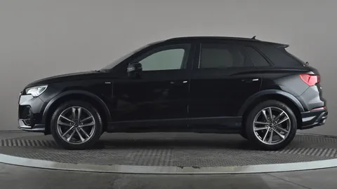 AUDI Q3 35 TFSI Black Edition