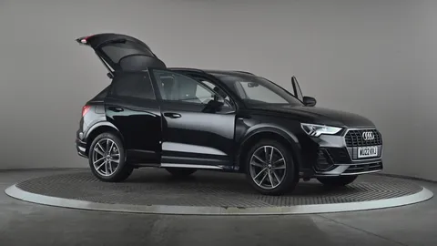 AUDI Q3 35 TFSI Black Edition