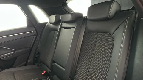 AUDI Q3 35 TFSI Black Edition