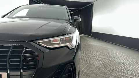 AUDI Q3 35 TFSI Black Edition