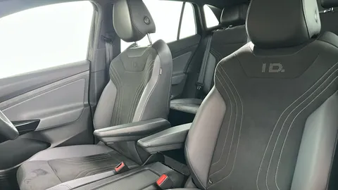 VOLKSWAGEN ID.4 125kW Match Pure 52kWh Auto [19'' Alloys]