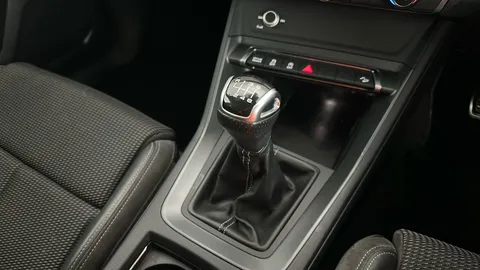 AUDI Q3 35 TFSI Black Edition