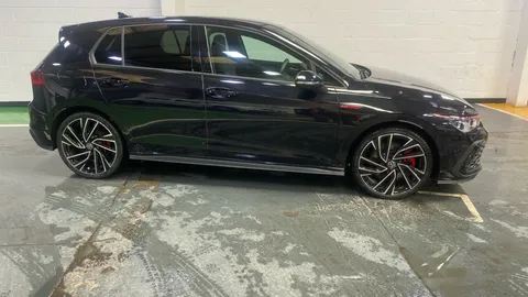 VOLKSWAGEN GOLF 2.0 TSI GTI DSG