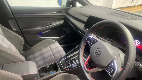 VOLKSWAGEN GOLF 2.0 TSI GTI DSG