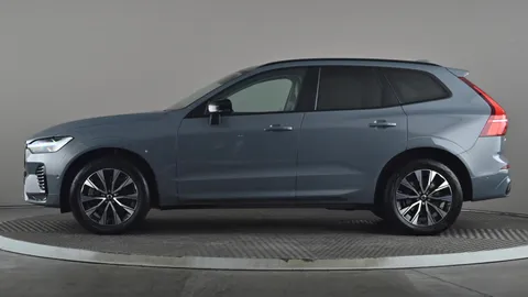 VOLVO XC60 2.0 B5P Plus Dark AWD Geartronic