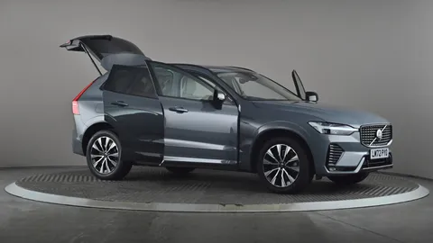 VOLVO XC60 2.0 B5P Plus Dark AWD Geartronic