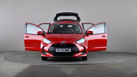Toyota Yaris 1.5 Hybrid Icon CVT