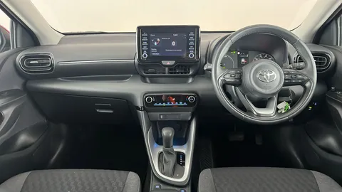 Toyota Yaris 1.5 Hybrid Icon CVT