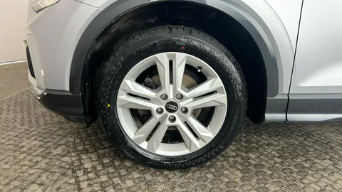 AUDI Q2 30 TFSI Sport