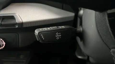 AUDI Q2 30 TFSI Sport