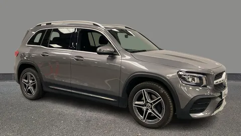MERCEDES-BENZ GLB GLB 200 AMG Line 7G-Tronic