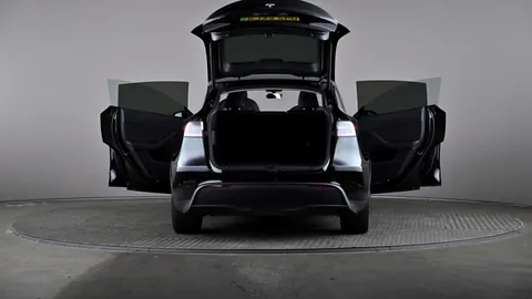 TESLA MODEL Y Long Range AWD Auto
