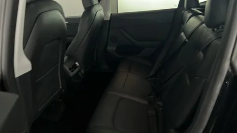 TESLA MODEL Y Long Range AWD Auto