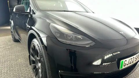 TESLA MODEL Y Long Range AWD Auto
