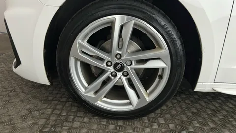 AUDI A1 25 TFSI S Line