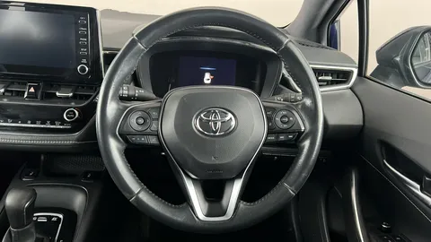 TOYOTA COROLLA 1.8 VVT-i Hybrid Icon Tech CVT