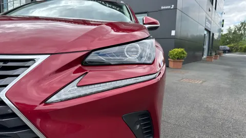 LEXUS NX 300h 2.5 Luxury CVT [Premium Nav]