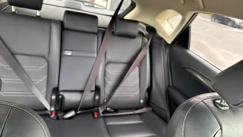 LEXUS NX 300h 2.5 Luxury CVT [Premium Nav]