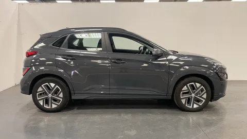 Hyundai Kona 100kW SE Connect 39kWh 5dr Auto