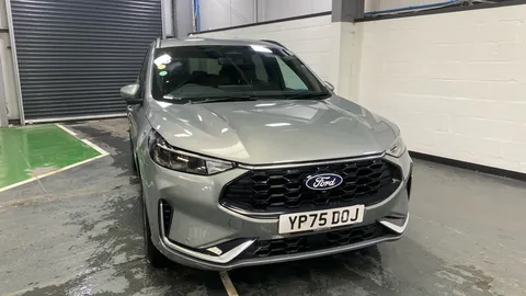 FORD KUGA 2.5 PHEV ST-Line CVT