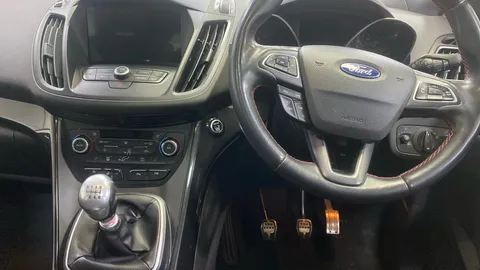 Ford Kuga 1.5 EcoBoost ST-Line X 2WD