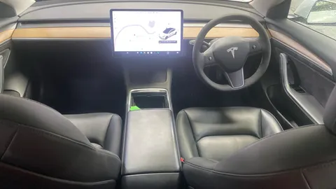 Tesla                     Model 3 Long Range AWD Auto