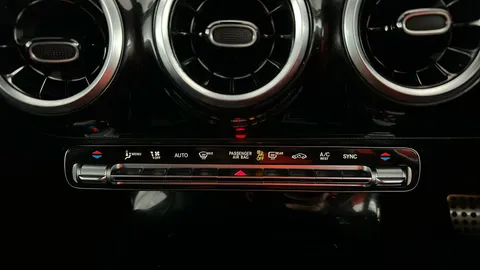 Mercedes-Benz Cla Class CLA 220d AMG Line Tip Auto