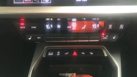 Audi A3 40 TFSI e S Line S Tronic