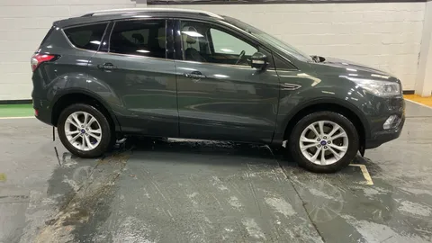 Ford Kuga 1.5 TDCi Titanium 5dr 2WD