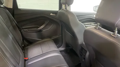 Ford Kuga 1.5 TDCi Titanium 5dr 2WD