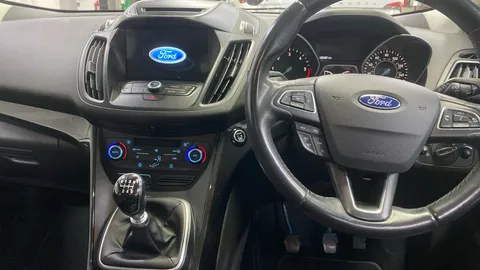 Ford Kuga 1.5 TDCi Titanium 5dr 2WD