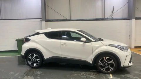 Toyota C-HR 1.8 Hybrid Icon 5dr CVT