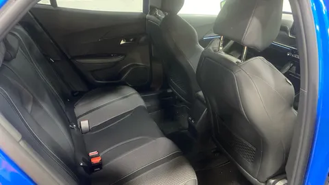 Peugeot 2008 100kW GT 50kWh Auto