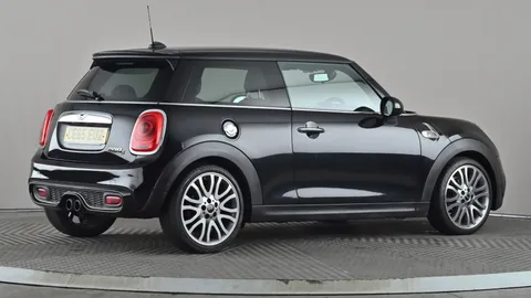 MINI HATCHBACK 2.0 Cooper S [Chili/Media Pack XL]