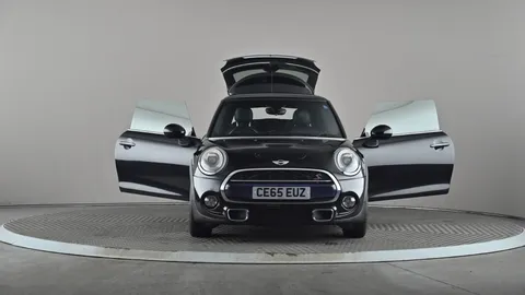 MINI HATCHBACK 2.0 Cooper S [Chili/Media Pack XL]