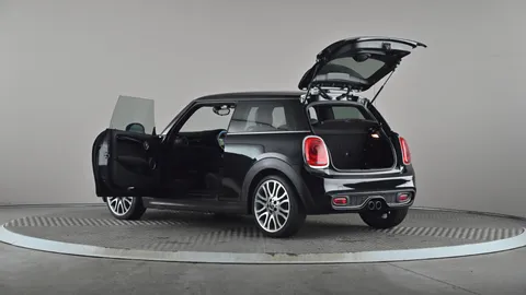 MINI HATCHBACK 2.0 Cooper S [Chili/Media Pack XL]