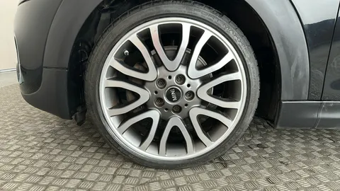 MINI HATCHBACK 2.0 Cooper S [Chili/Media Pack XL]