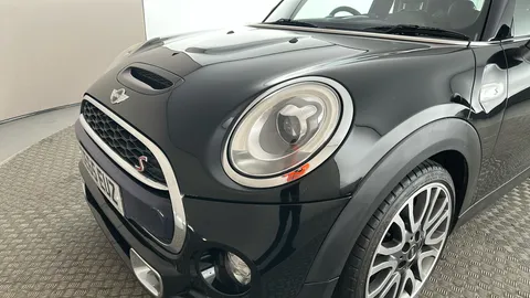 MINI HATCHBACK 2.0 Cooper S [Chili/Media Pack XL]