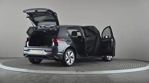 Volkswagen Golf 1.5 TSI 204 Match eHybrid DSG