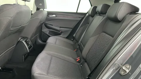 Volkswagen Golf 1.5 TSI 204 Match eHybrid DSG