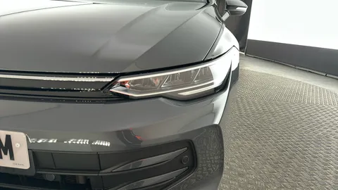 Volkswagen Golf 1.5 TSI 204 Match eHybrid DSG