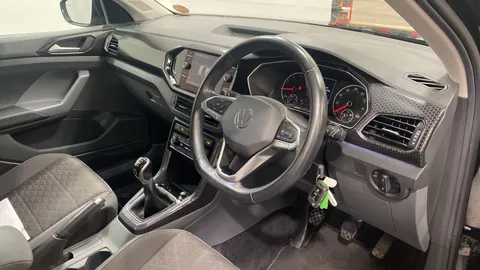 VOLKSWAGEN T-CROSS 1.0 TSI 110 SEL