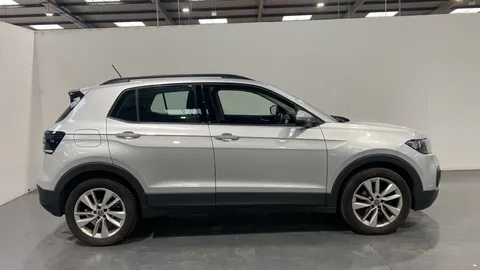 Volkswagen T-Cross 1.0 TSI 110 SE DSG