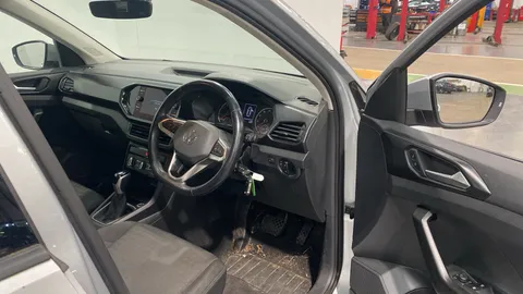Volkswagen T-Cross 1.0 TSI 110 SE DSG