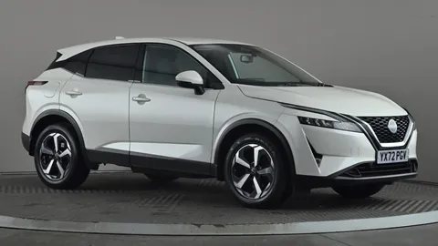 Nissan Qashqai 1.3 DiG-T MH 158 N-Connecta Xtronic