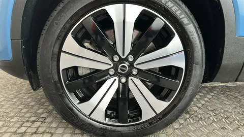 Volvo Xc40 170kW Recharge Plus 69kWh Auto