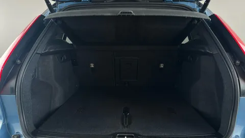 Volvo Xc40 170kW Recharge Plus 69kWh Auto
