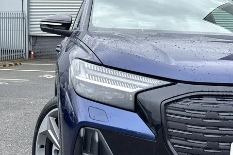 Audi Q4 e-tron 45 Black Edition Auto 5dr 82kWh Thumbnail #9