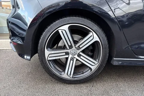 BW66PDY Volkswagen Golf 2.0 TSI BlueMotion Tech R DSG 4Motion Euro 6 (s/s) 5dr Thumbnail #10