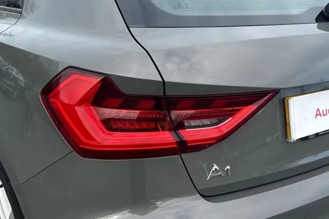 PK22LNT Audi A1 S line 25 TFSI  95 PS 5-speed Thumbnail #9